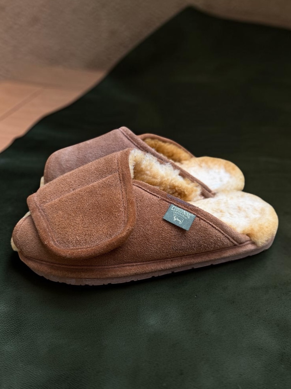 Unisex CLOUD NINE Luxury Premium Shearling Slippers Slide In Chestnut